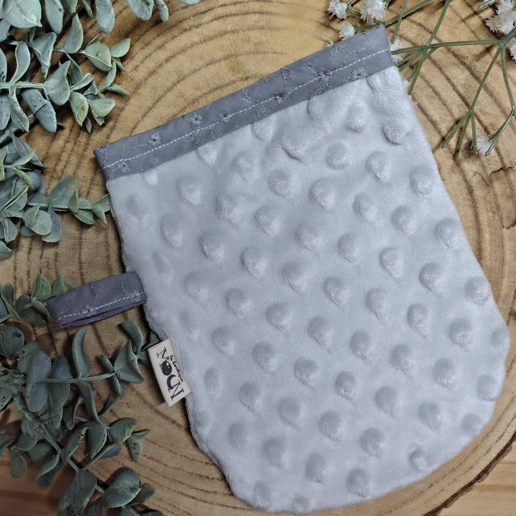 Gant Démaquillant Gris