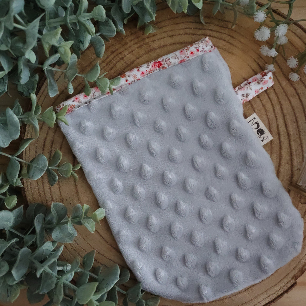 Gant Démaquillant Gris